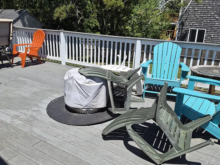 61 Hilltop Ave — Photo 8