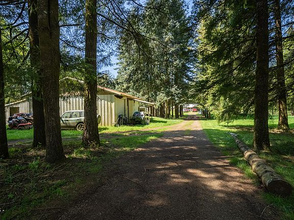 3rd image of 32185 Upper Nestucca Rd