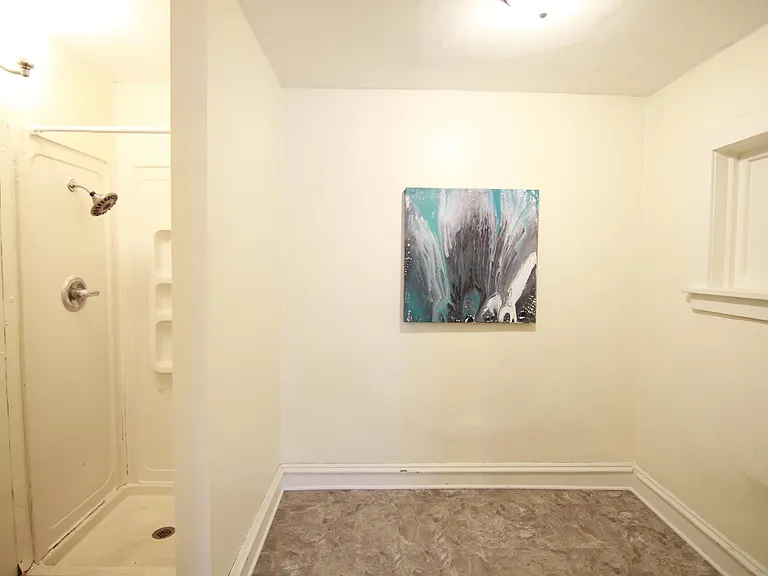 895 Jenks Ave #2 — Photo 11