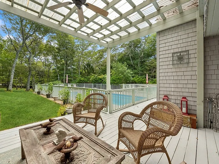 6 Wolf Way — Photo 3