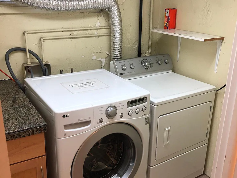 245 N Sherman St #B — Photo 26