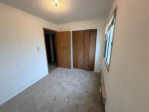 4th image of 402-404 Mueller St #8