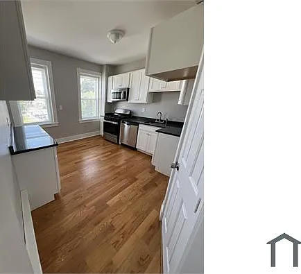 320 Talbot Ave #4 — Photo 1