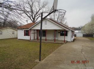 703 NE 11th St, Wagoner, OK 74467