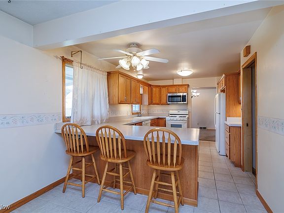 5th image of 5672 Pinnacle Park Dr