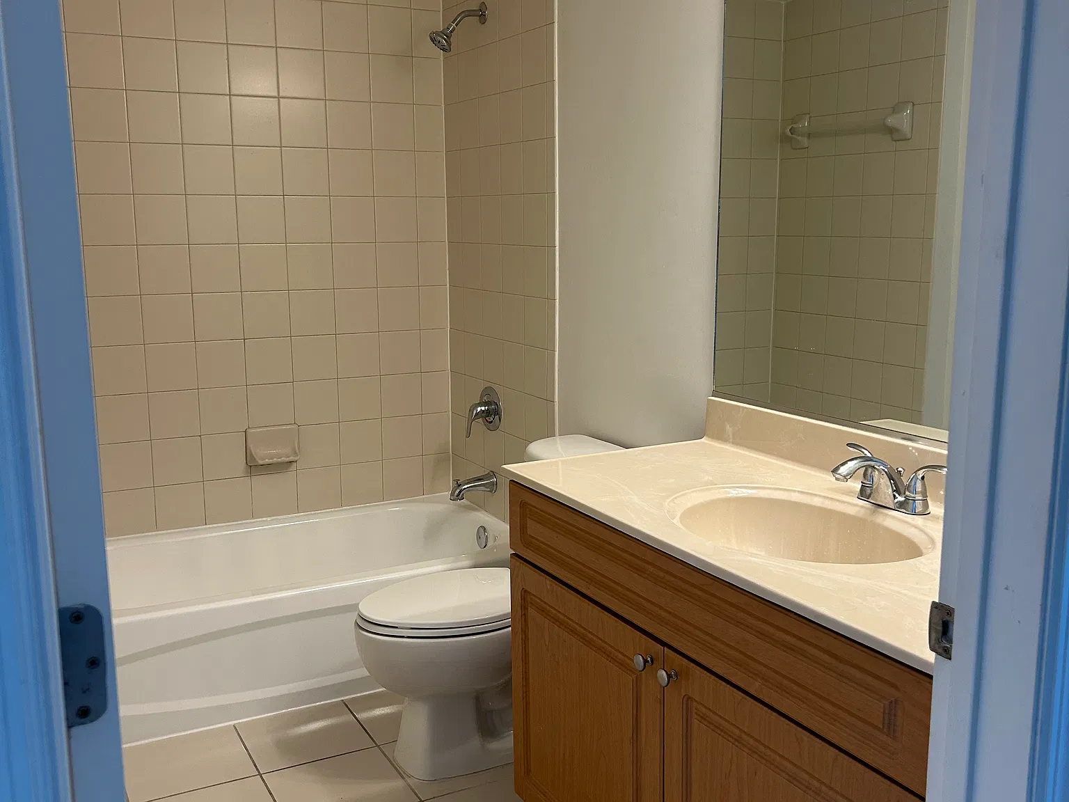 2 bed, 900 sqft, $2,650 — Photo 1