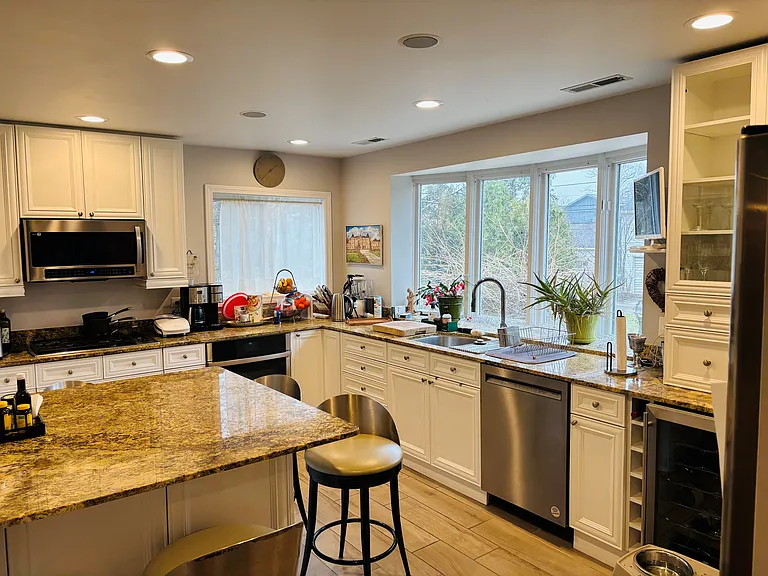 5943 N East Circle Ave #1 — Photo 26