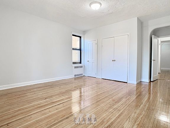 4th image of 715 Saint Marks Ave APT 2M