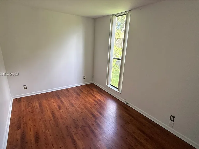 2961 SW 87th Ave #301 — Photo 18