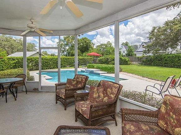 5th image of 6 Fernbrooke Dr
