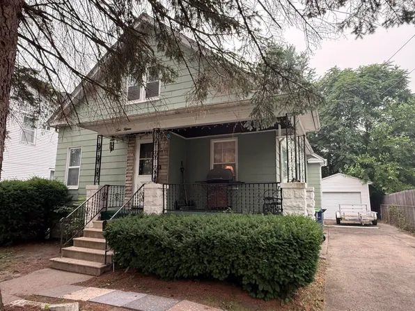 415 N McLellan St, Bay City, MI 48708