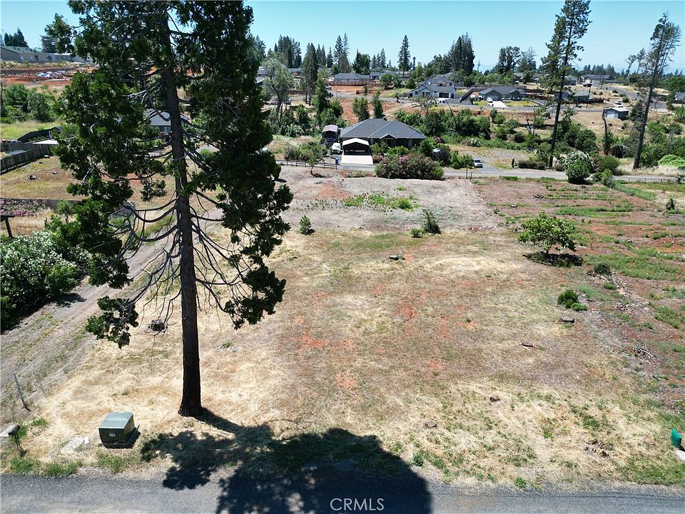 1st image of 720 Edwards Ln