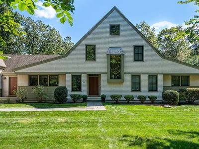 141 Gun Hill St, Milton, MA, 02186