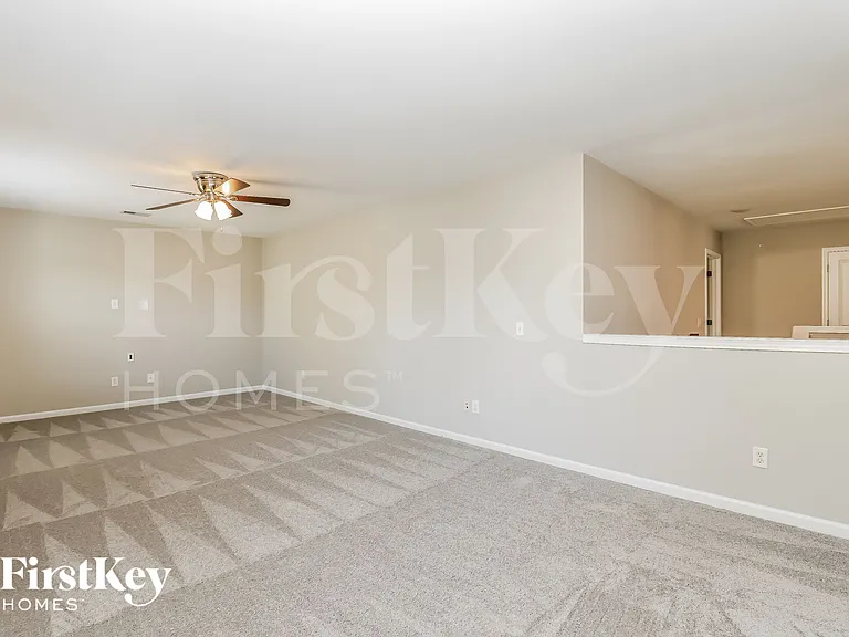 602 Bridgewater Ct — Photo 9