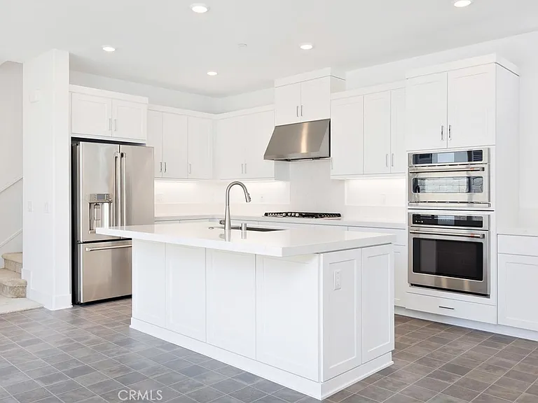 27399 Fox Den Pl — Photo 10