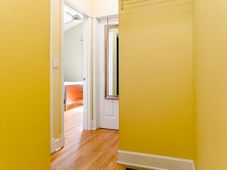 2565 NW Thurman St — Photo 13