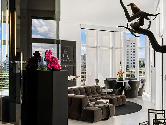 4th image of 2001 Meridian Ave #Penthouse 1