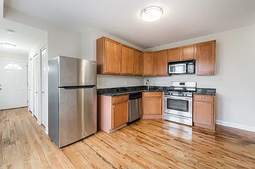 4600 N Monticello Ave #3N Photo 1