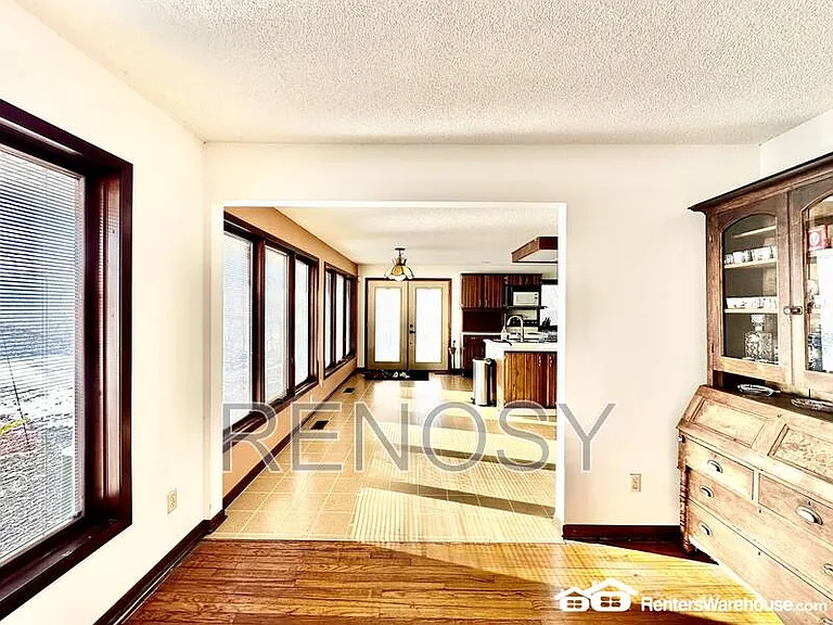 3006 Fleur Dr — Photo 13