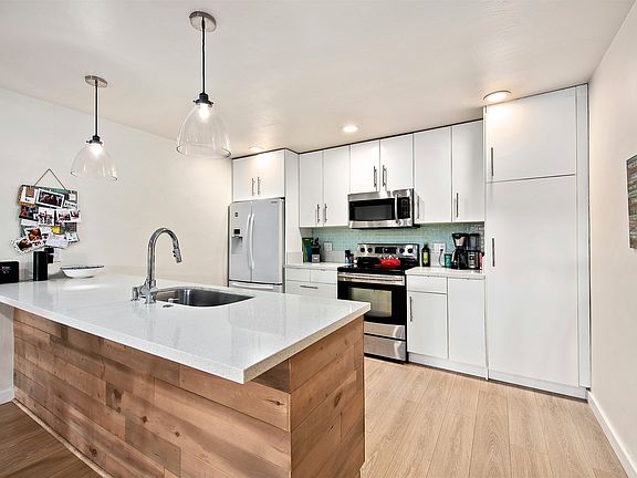 4th image of 4444 W Point Loma Blvd Unit 8