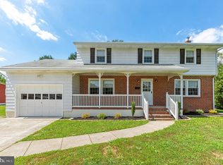 37 S Forrest St, Gibbstown, NJ 08027