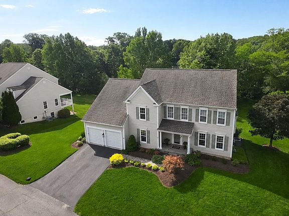 2nd image of 5126 Myrtle Leaf Dr