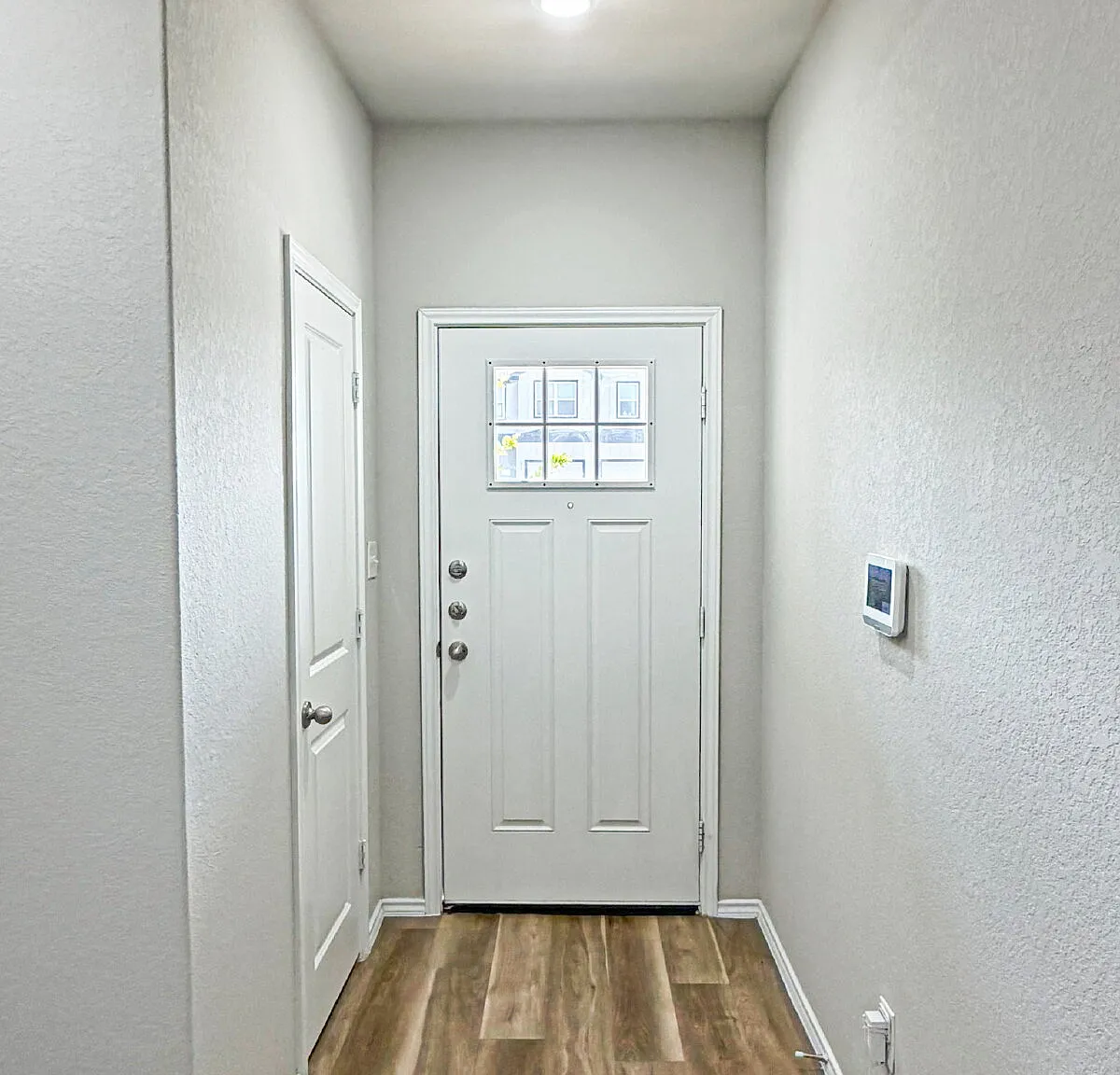 3 bed, 2.5 bath, 1251 sqft, $1,450 — Photo 4