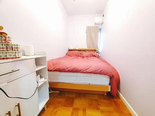 Sold by Remax Real Estate Professionals | media 28