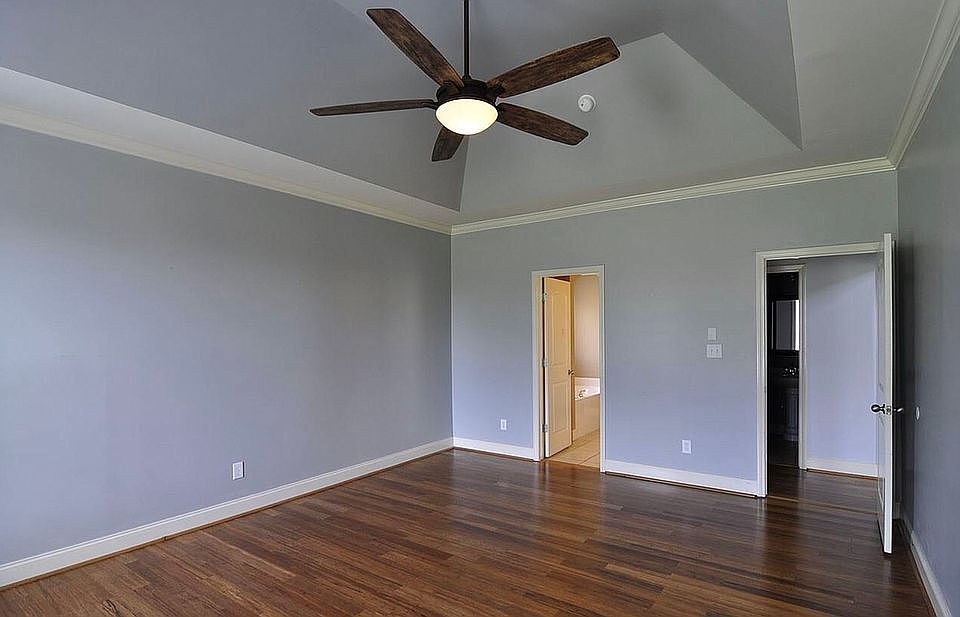 1st image of 102 Arbor Hill Ln SW