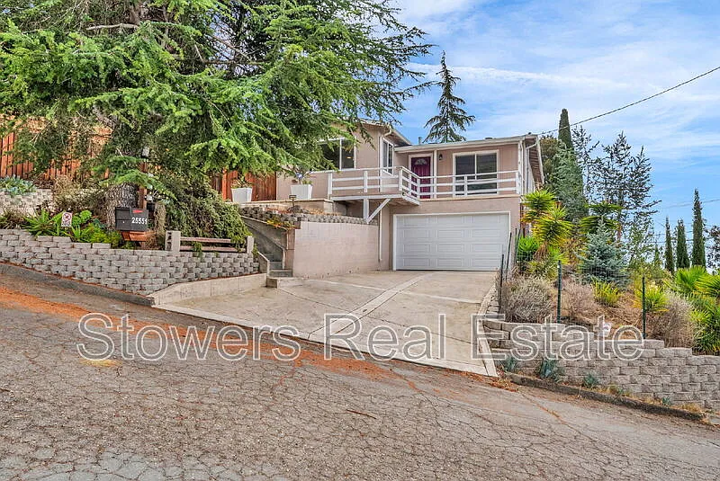 Building Photo - 25551 Maitland Dr