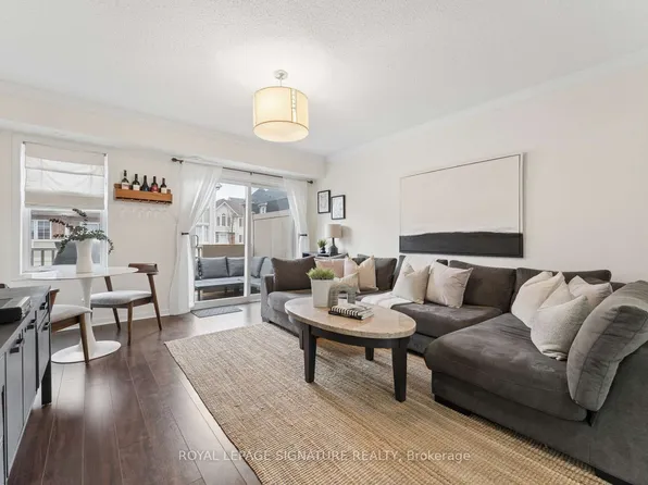 633 Dundas St W #5, Mississauga, ON L5B 0B5