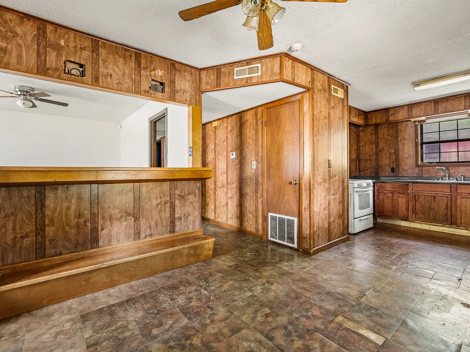 160 Bray St - 1 — Photo 4