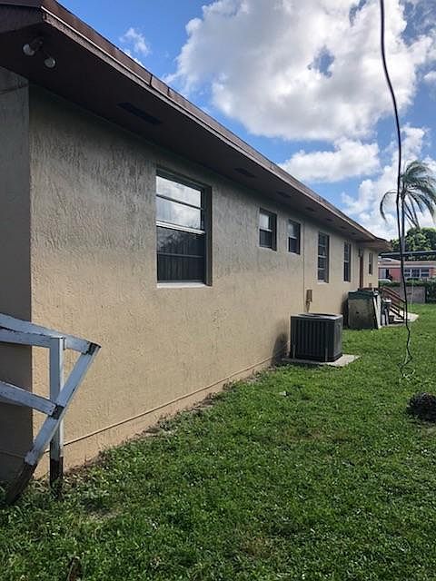 2nd image of 11200 NW 5th Ave