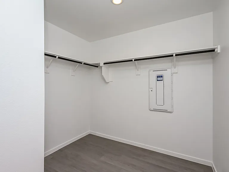 2740 River Knoll Ln — Photo 14