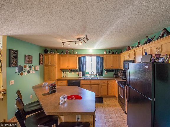 3rd image of 15251 Fluorine St NW