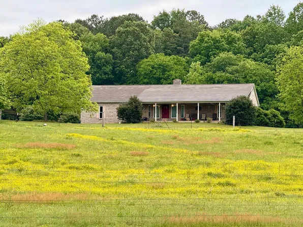 667 Chandler Rd, Chickamauga, GA 30707