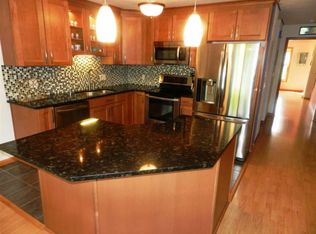 6907 Tottenham Rd, Madison, WI 53711