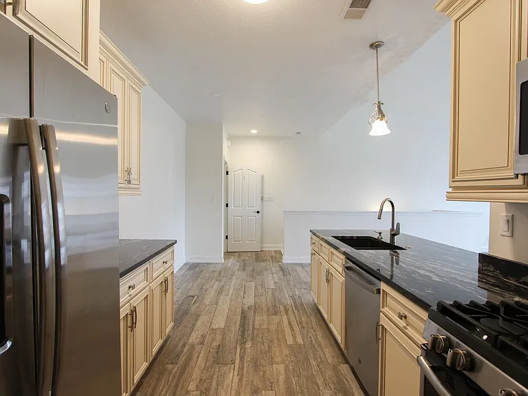 1000 Adams Pointe Blvd — Photo 17