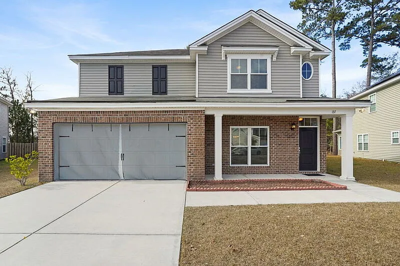 4 bed, 3.0 bath, 2239 sqft, $2,425 — Photo 2
