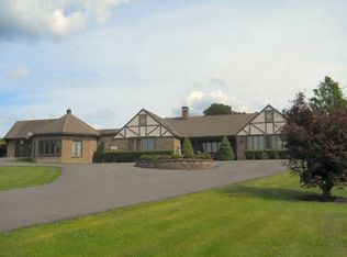 16 Mountain Ave, New Ringgold, PA 17960