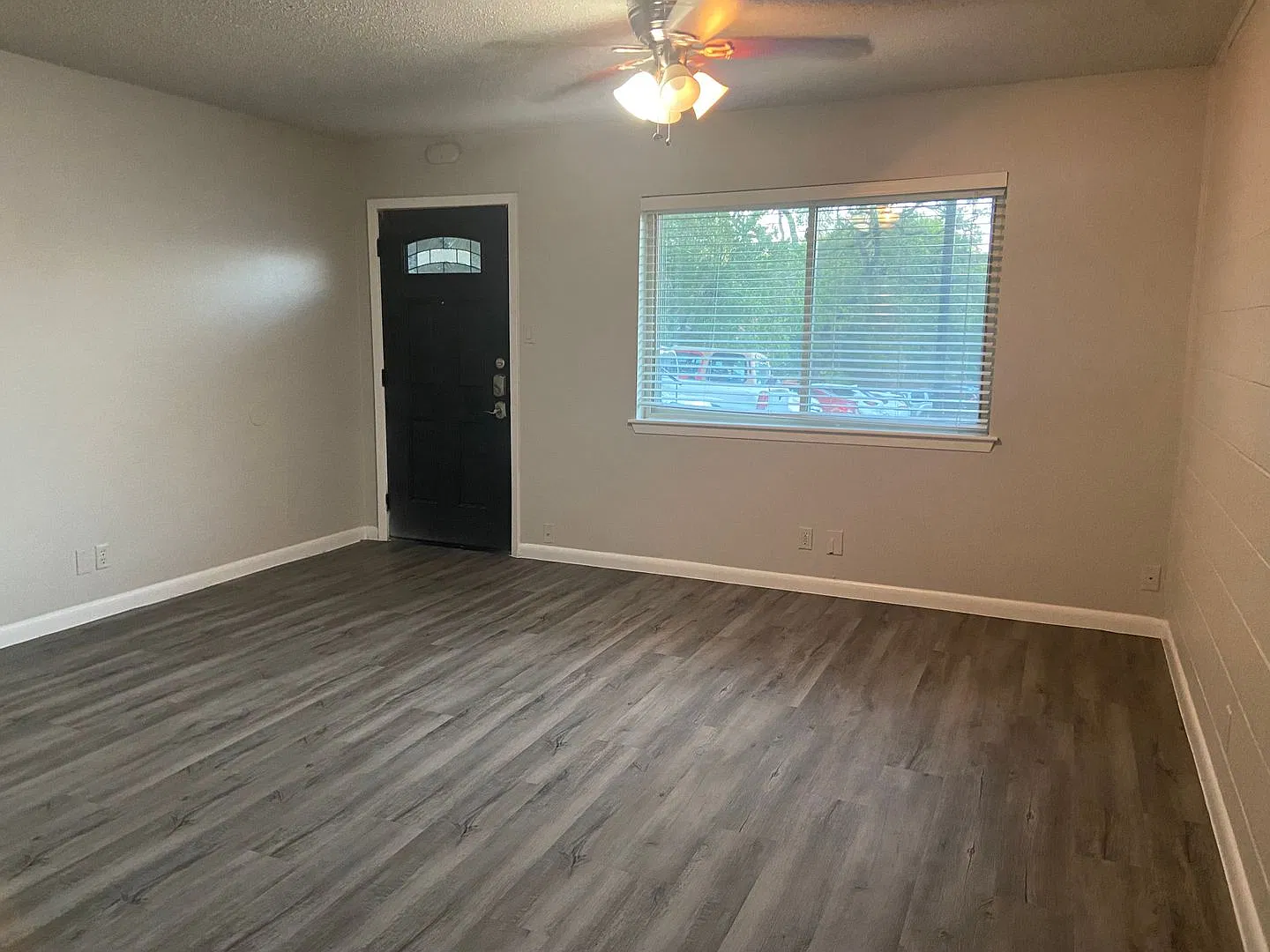 2Bed/2Bath Condo in Travis Heights — Photo 4