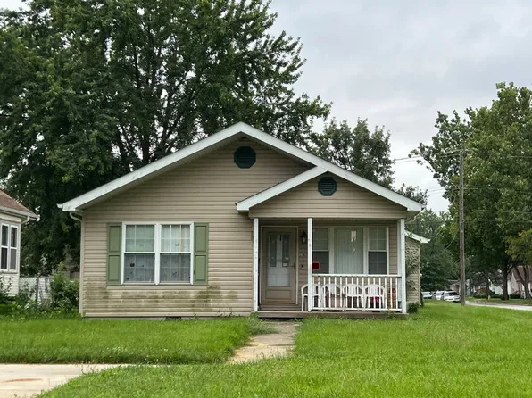 370 W Jeffery St, Kankakee, IL 60901