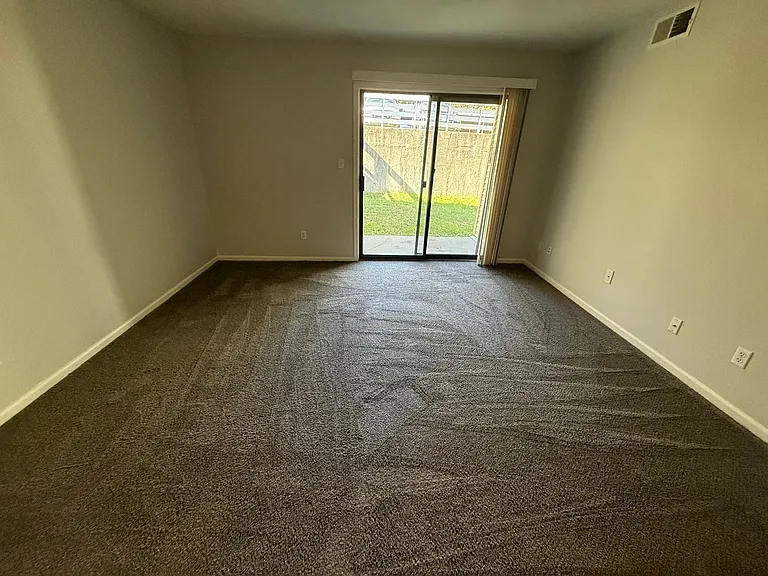 Foxfire West Apartments — Photo 26