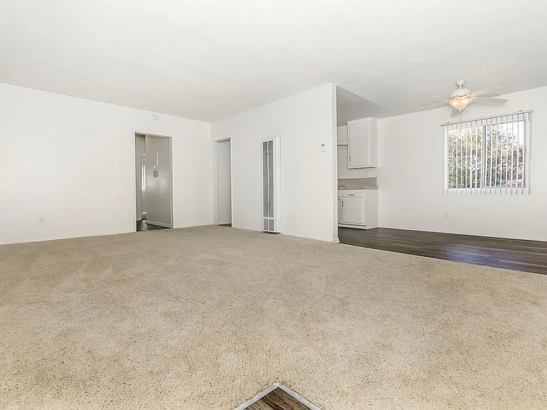 Glenwood Apartment Homes — Photo 17