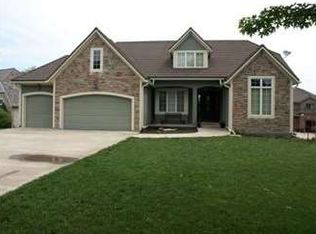 29469 Ridge Line Dr, Louisburg, KS 66053