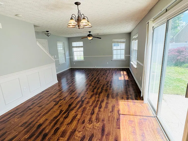 146 Swanee Ln — Photo 5