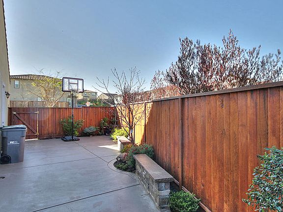 3rd image of 5178 Campion Dr