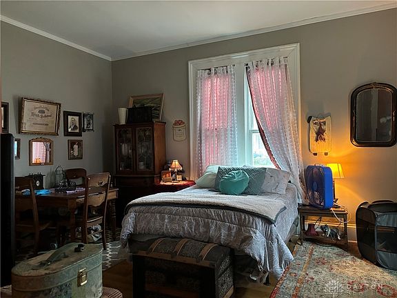 5th image of 155 Columbus St