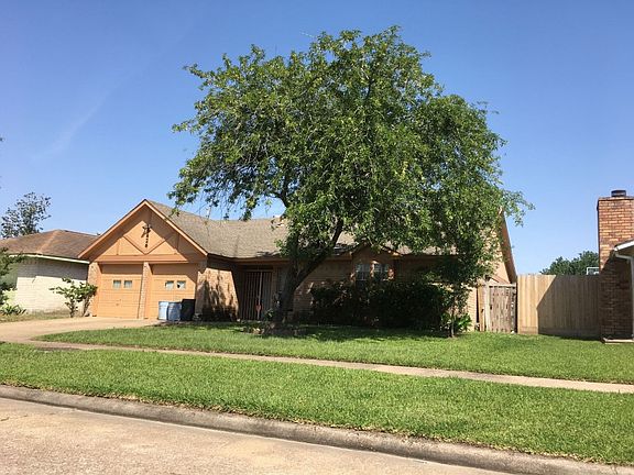 3rd image of 5426 Greenhill Forest Dr