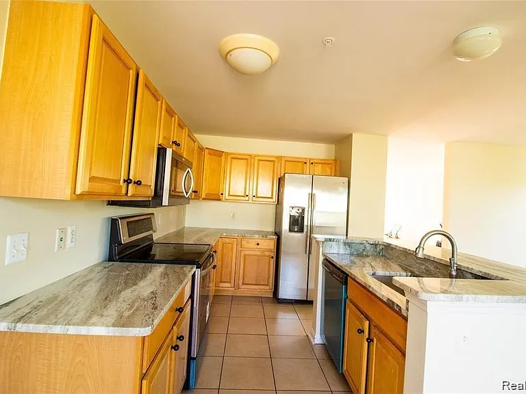 2859 Barclay Way — Photo 11